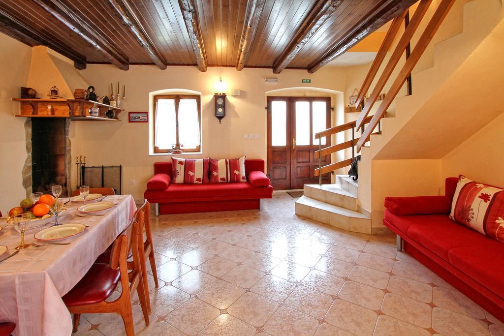 Holiday Home Marko Funtana Exterior foto