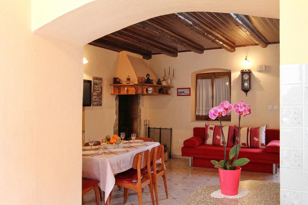 Holiday Home Marko Funtana Exterior foto