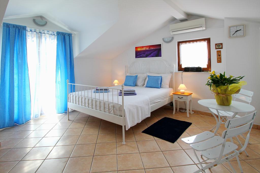Holiday Home Marko Funtana Exterior foto